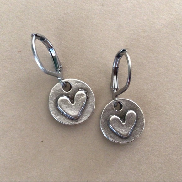 New Sundance Charm Earrings leverback wires - Picture 7 of 13